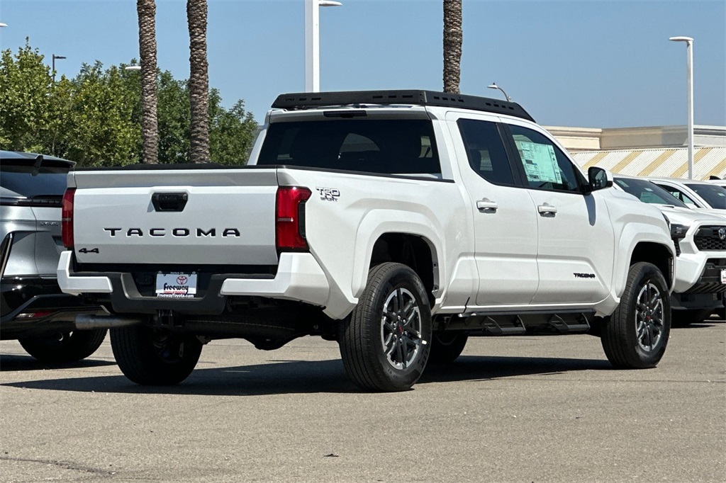2025 Toyota Tacoma TRD Sport 4x4 Double Cab photo 4