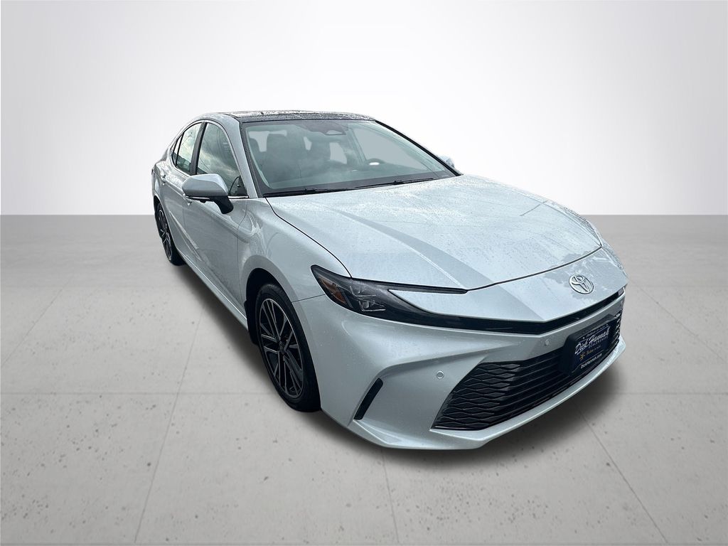 2026 Toyota Camry XLE photo 5