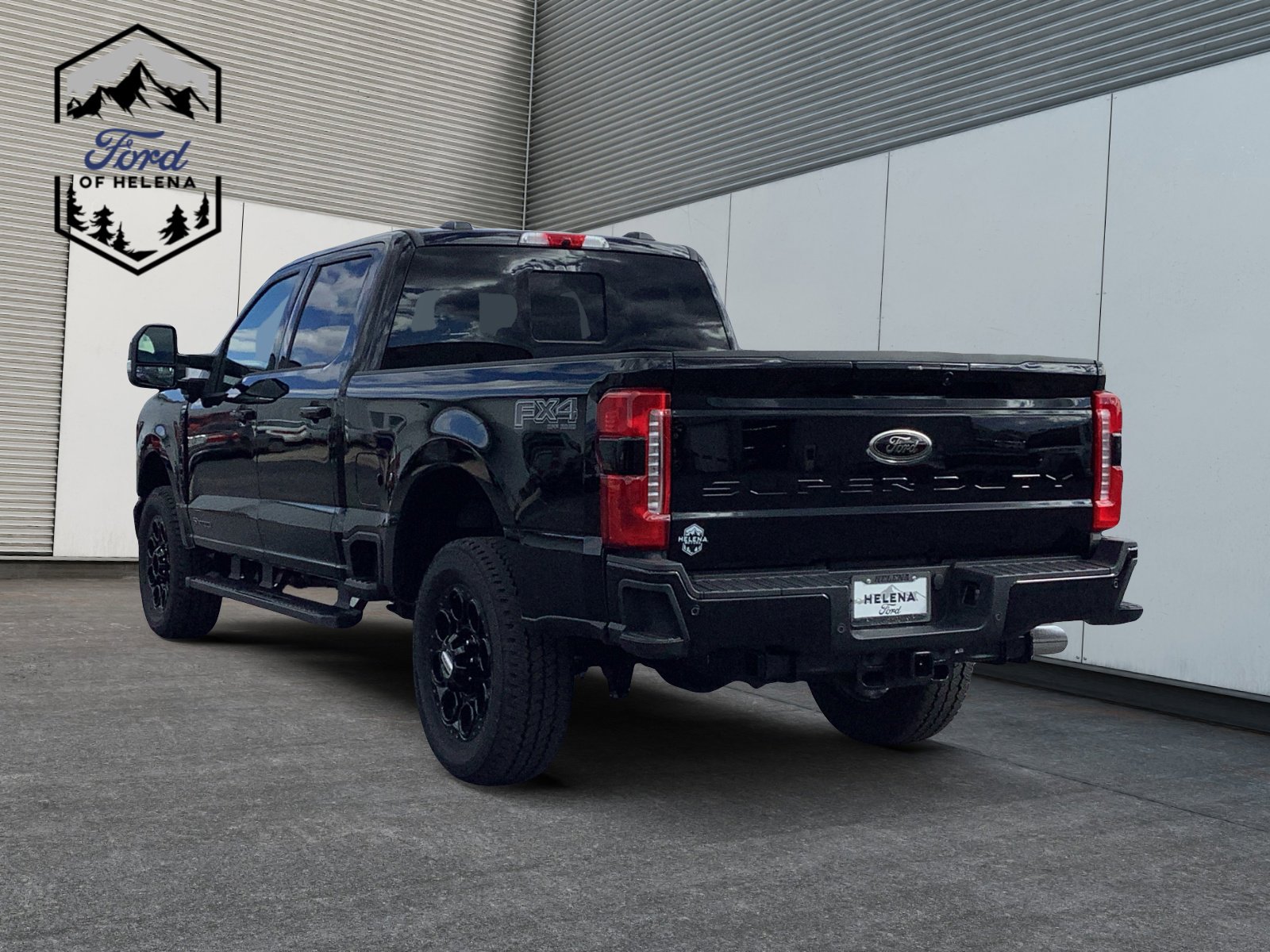 2025 Ford F-250 Lariat photo 3