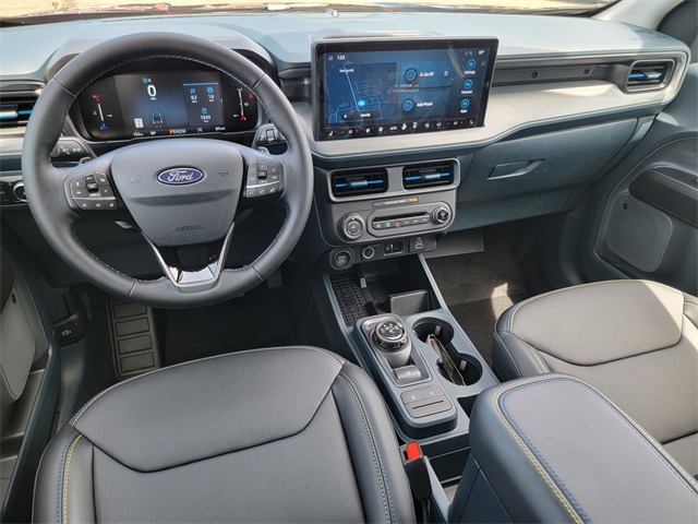 2025 Ford Maverick photo 28