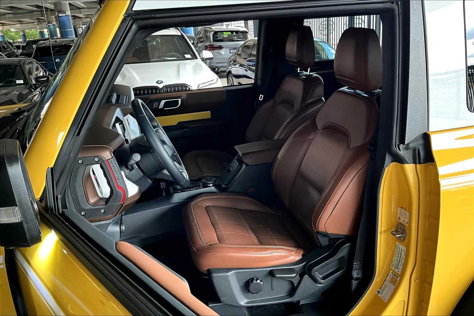 2024 Ford Bronco Heritage Limited First Edition photo 7