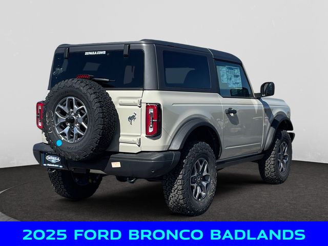 2025 Ford Bronco Badlands photo 6