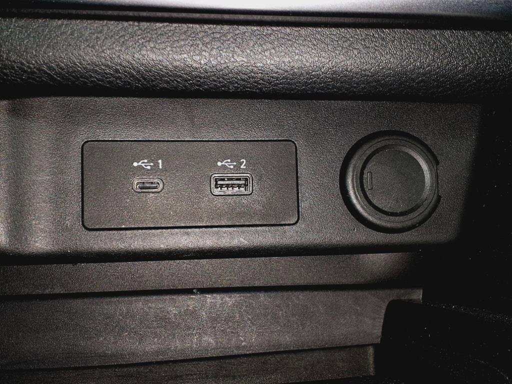 2023 Nissan Rogue S photo 13