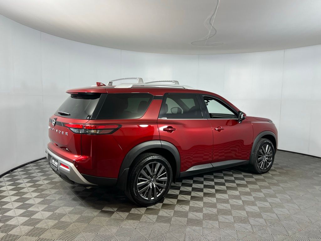 2022 Nissan Pathfinder SL photo 4