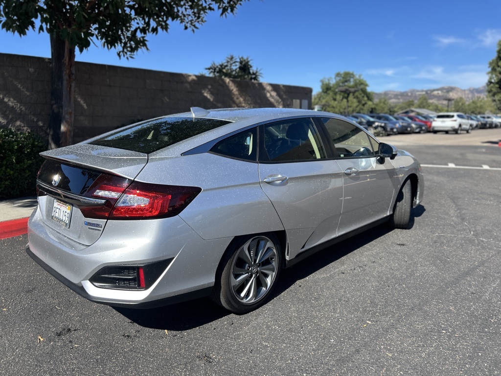 2018 Honda Clarity Plug-In Hybrid Touring photo 6
