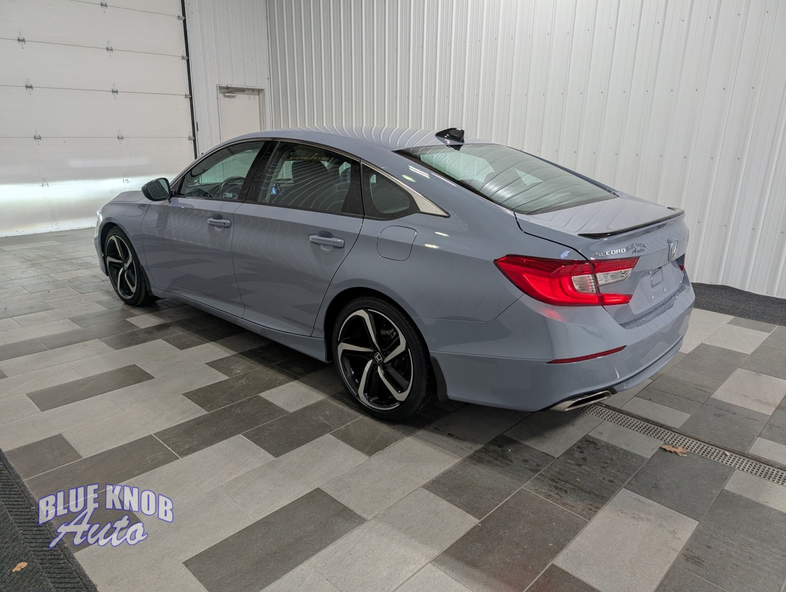 2022 Honda Accord Sport SE photo 2