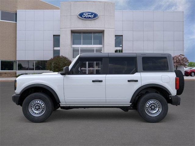 2025 Ford Bronco Base photo 2