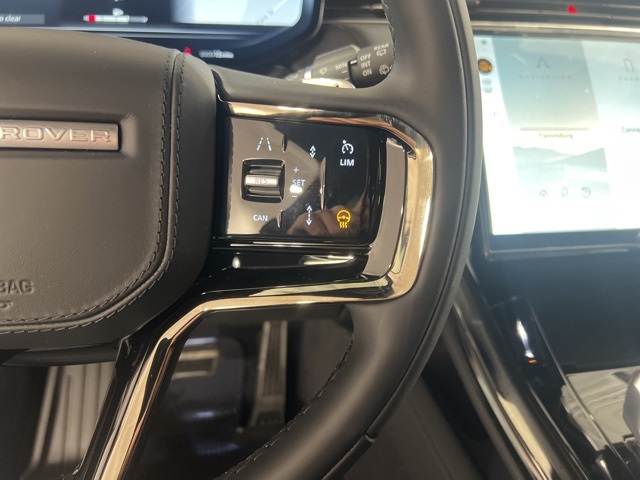 2025 Land Rover Range Rover Sport SE photo 12