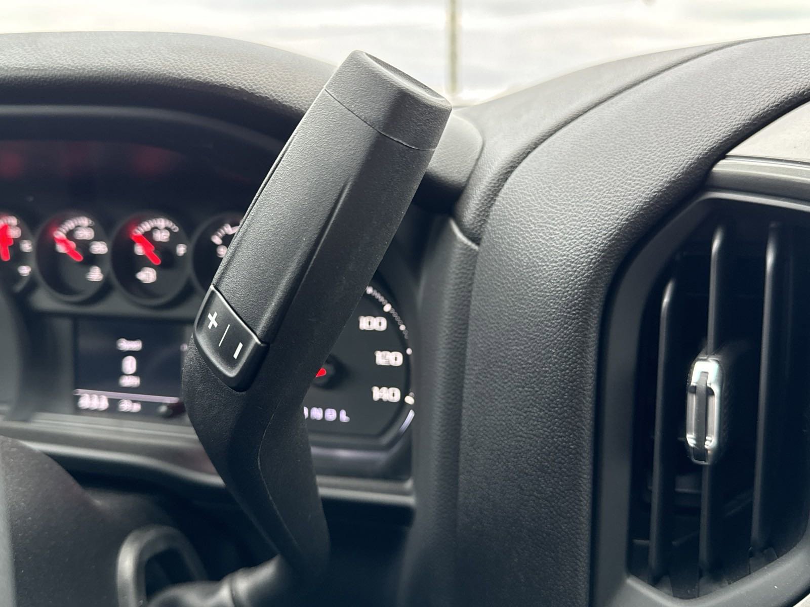 2024 Chevrolet Silverado 3500HD Work Truck photo 18