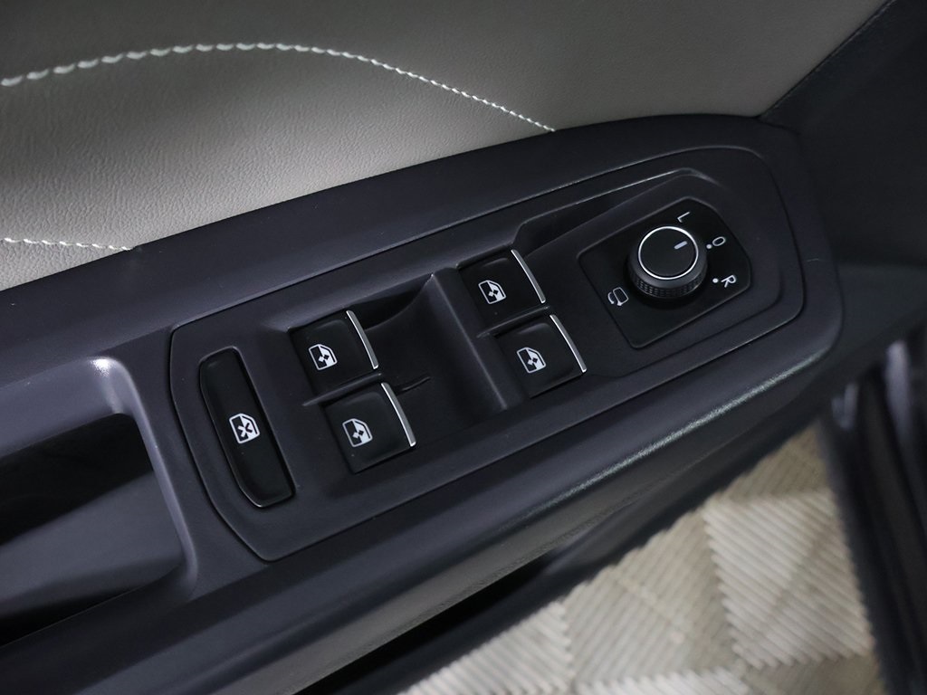 2021 Volkswagen Atlas SEL Premium photo 40