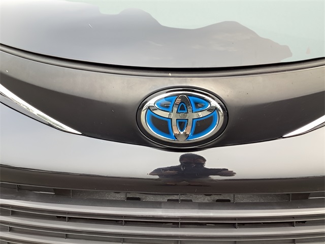 2021 Toyota Sienna LE photo 29