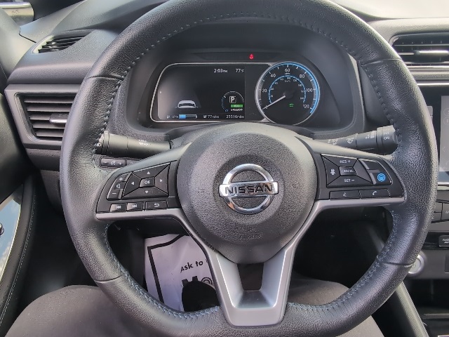 2019 Nissan Leaf SV Plus photo 21