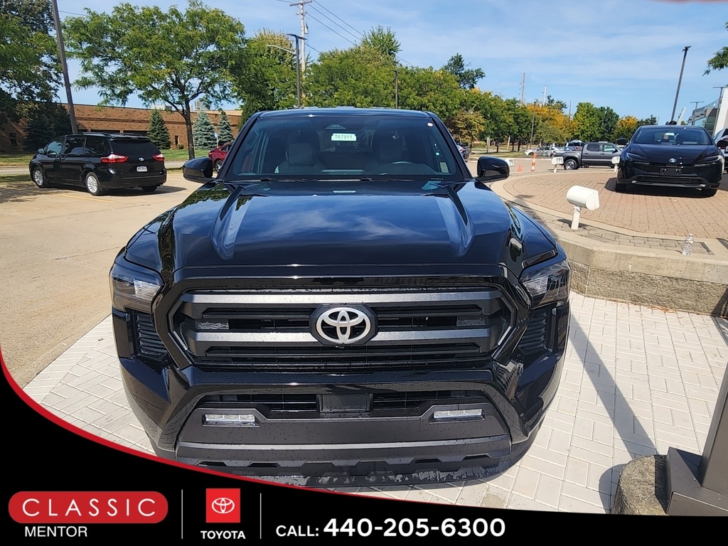 2025 Toyota Tacoma SR5 4x4 photo 2