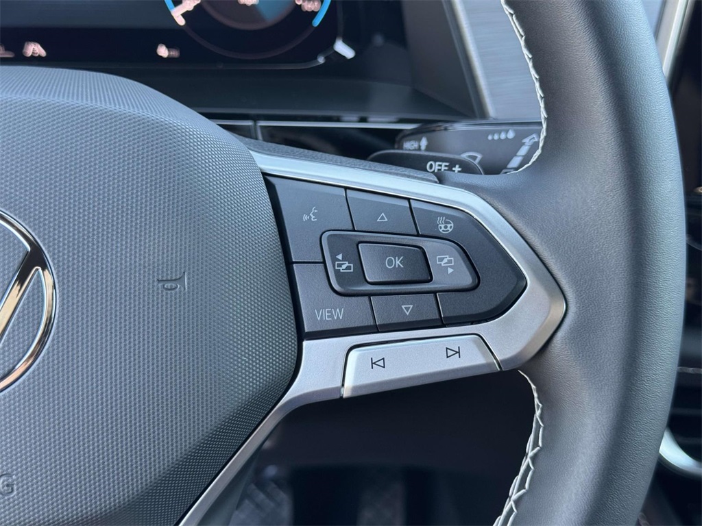 2026 Volkswagen Atlas Cross Sport SE Technology photo 23