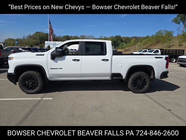 2026 Chevrolet Silverado 2500HD LT photo 2