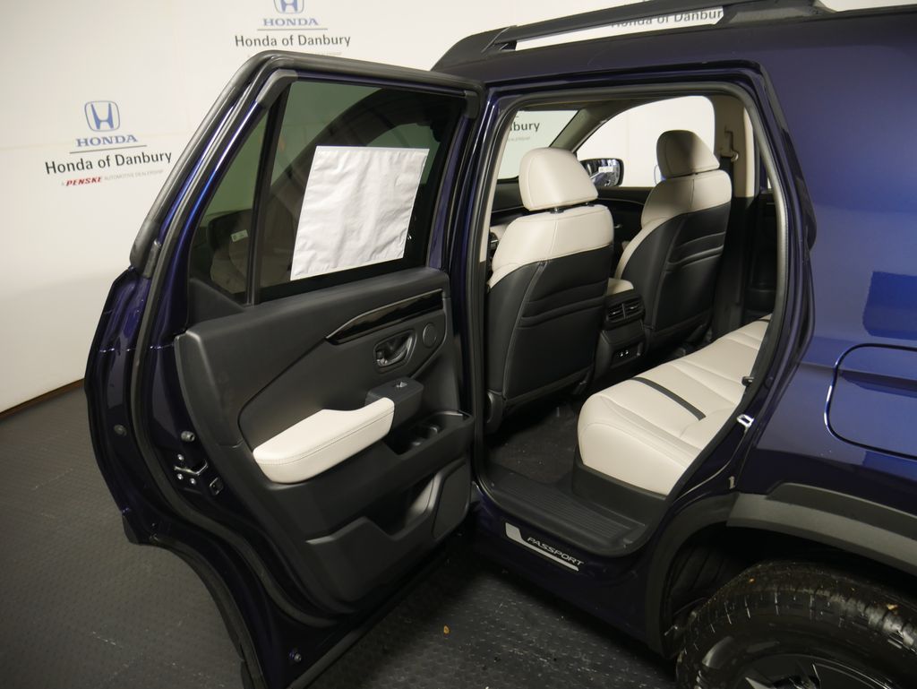 2026 Honda Passport photo 7