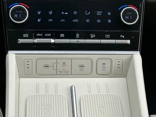 2025 Hyundai Santa Fe Calligraphy photo 17