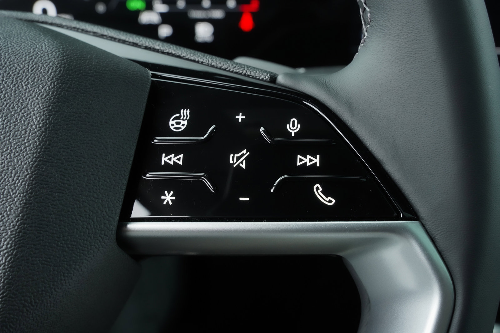2025 Audi Q5 Premium Prestige photo 9