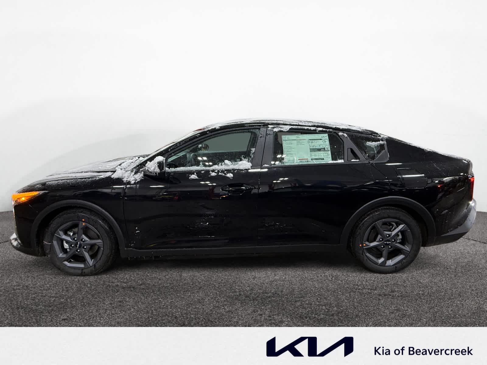 2025 Kia K4 LXS photo 2