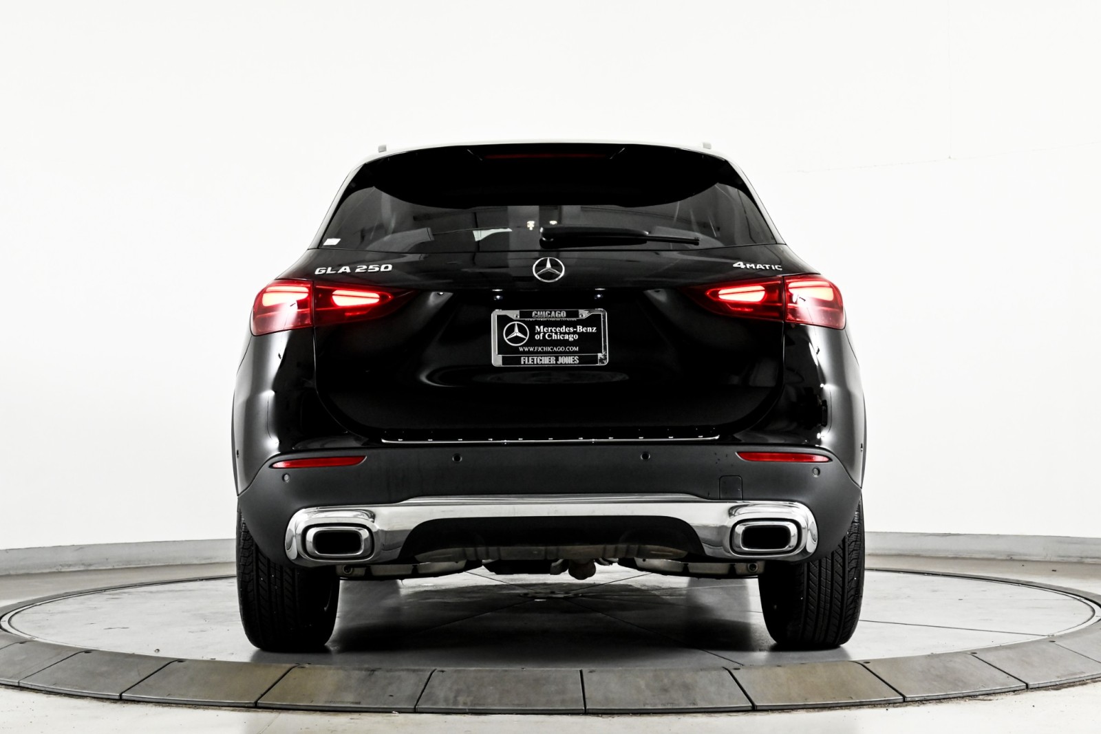 Certified Used 2025 Night Black Mercedes-Benz GLA 250 image 3