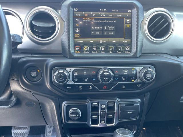 2021 Jeep Wrangler Unlimited Sahara photo 16