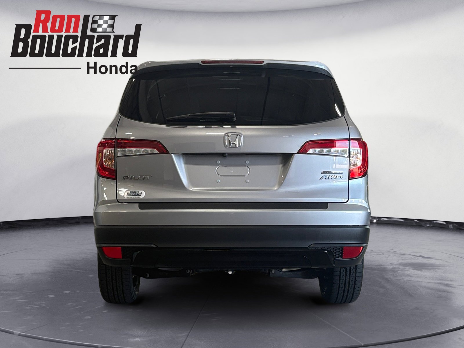 2022 Honda Pilot SE photo 3