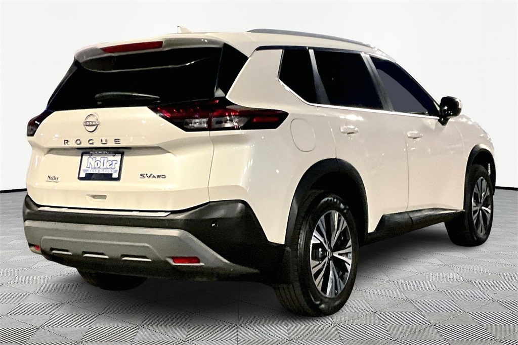 Used 2022 Nissan Rogue SV with VIN 5N1BT3BB4NC717650 for sale in Kansas City