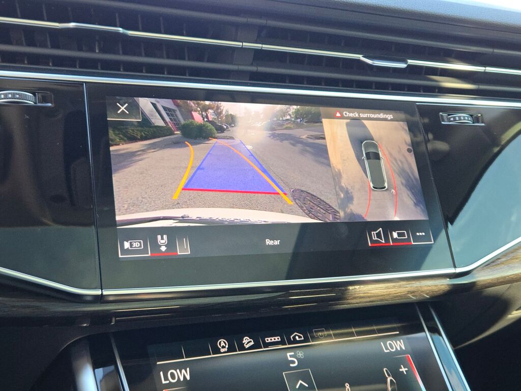 2022 Audi Q7 55 Premium Plus photo 30