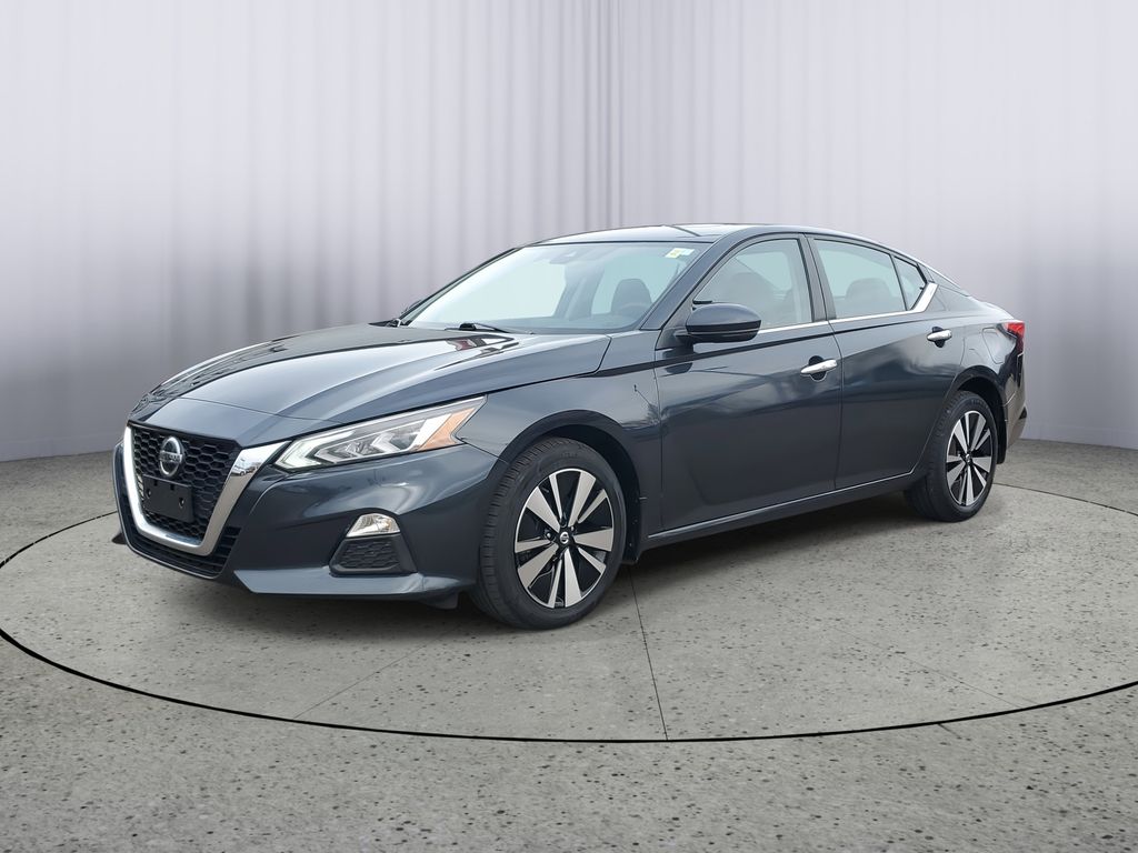 2022 Nissan Altima 2.5 SV photo 2