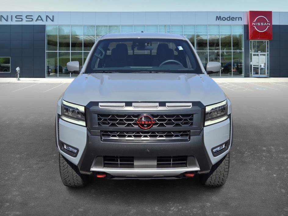 2025 Nissan Frontier PRO-4X photo 2