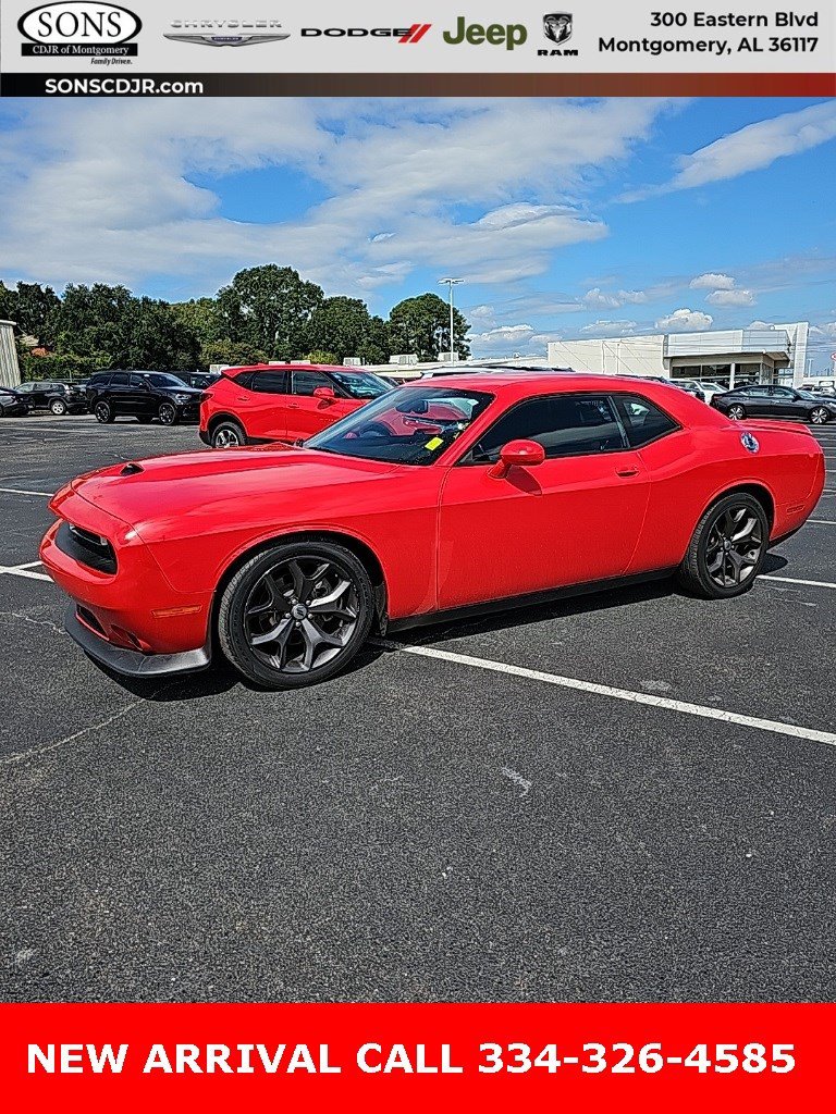 2022 Dodge Challenger GT photo 2