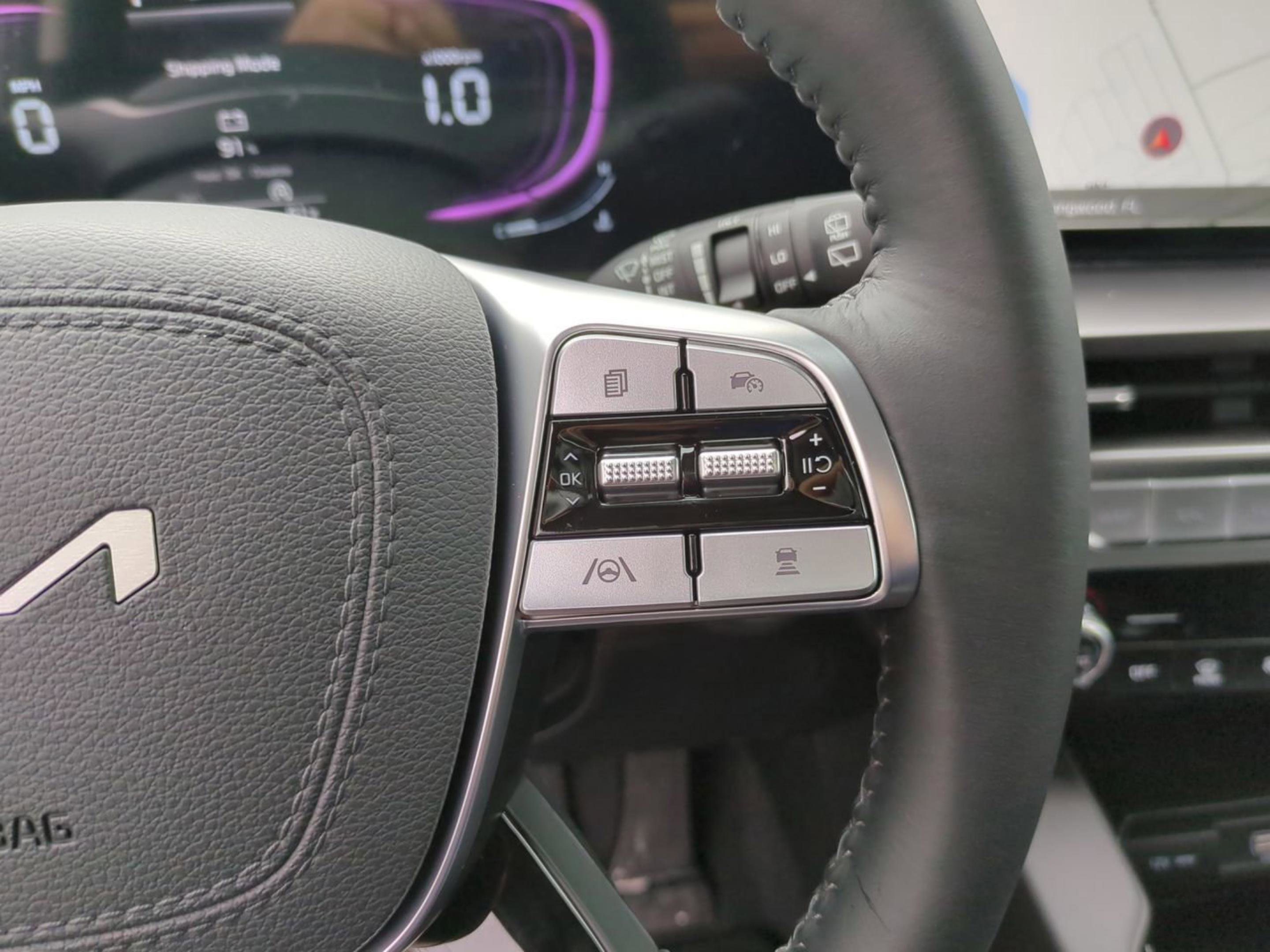 2025 Kia Telluride LX photo 25