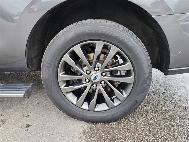 2019 Ford Expedition Limited photo 26