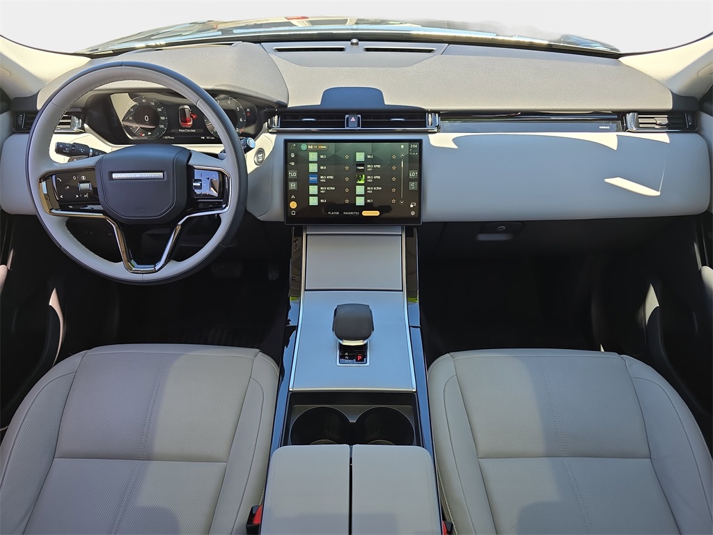 2025 Land Rover Range Rover Velar S photo 7