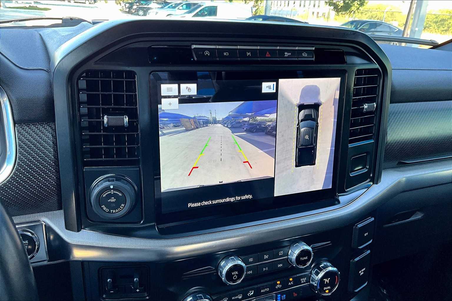 2021 Ford F-150 Raptor photo 24