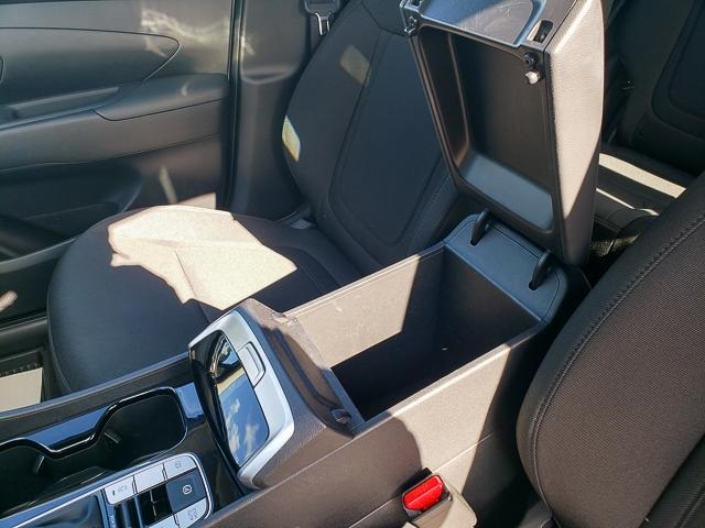 2023 Hyundai Tucson SE photo 25