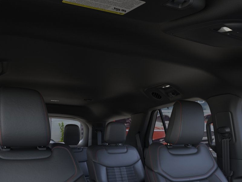 2025 Ford Explorer ST-Line photo 19