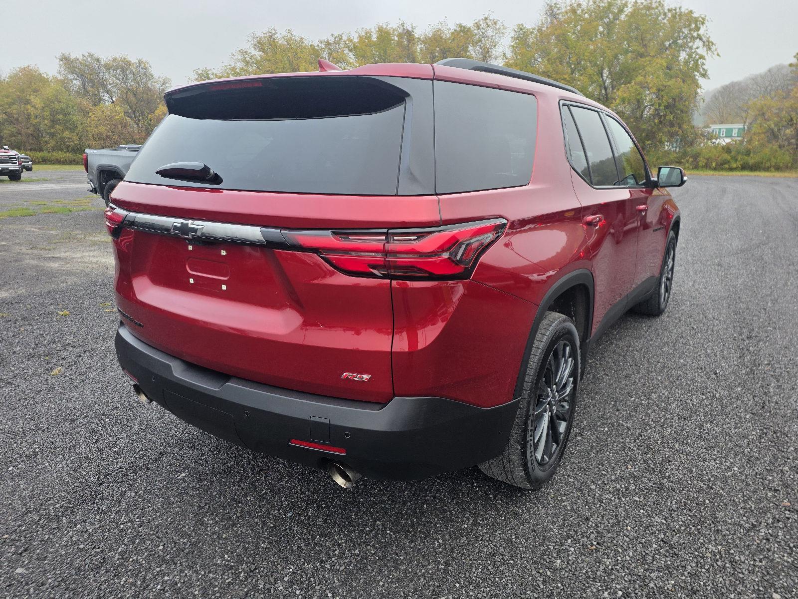 2023 Chevrolet Traverse RS photo 3