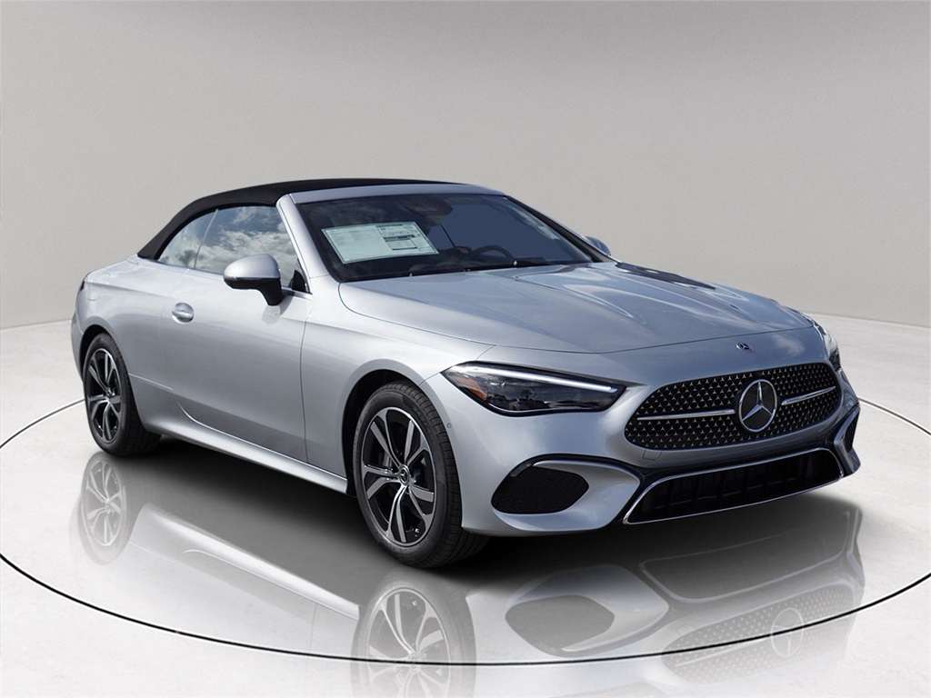 2026 Mercedes Benz CLE 300 4MATIC Cabriolet photo 2
