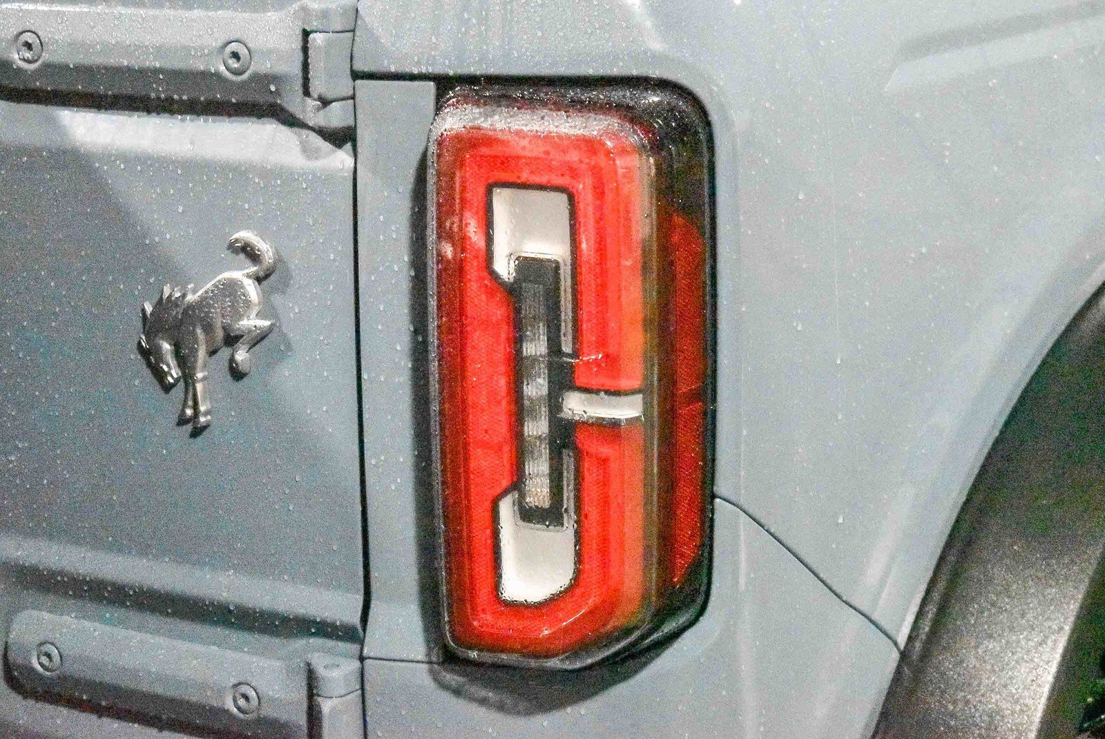 2022 Ford Bronco Badlands photo 4