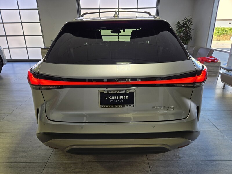 2024 Lexus RX 350h AWD photo 4