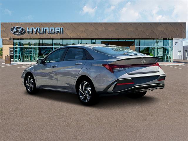 2025 Hyundai Elantra Hybrid SEL Sport photo 3