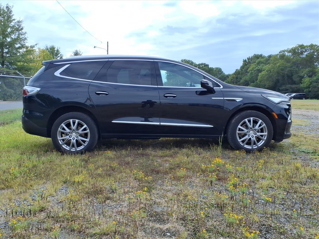 2022 Buick Enclave Premium photo 5