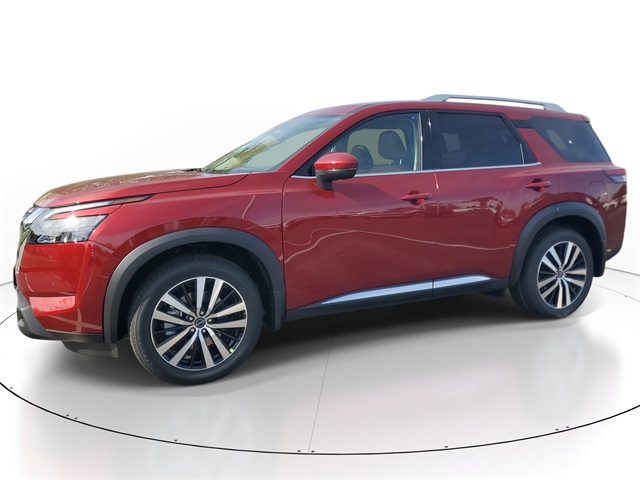 2025 Nissan Pathfinder Platinum photo 2