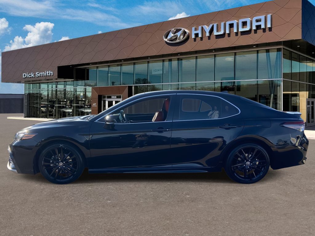 2022 Toyota Camry XSE photo 4