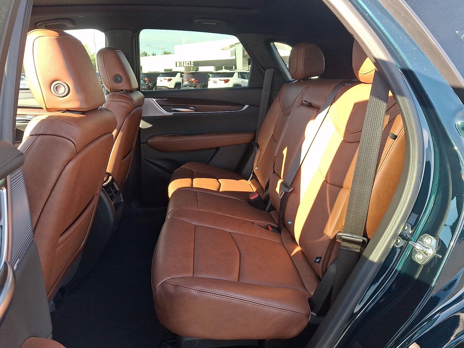 2026 Cadillac XT5 Sport photo 4