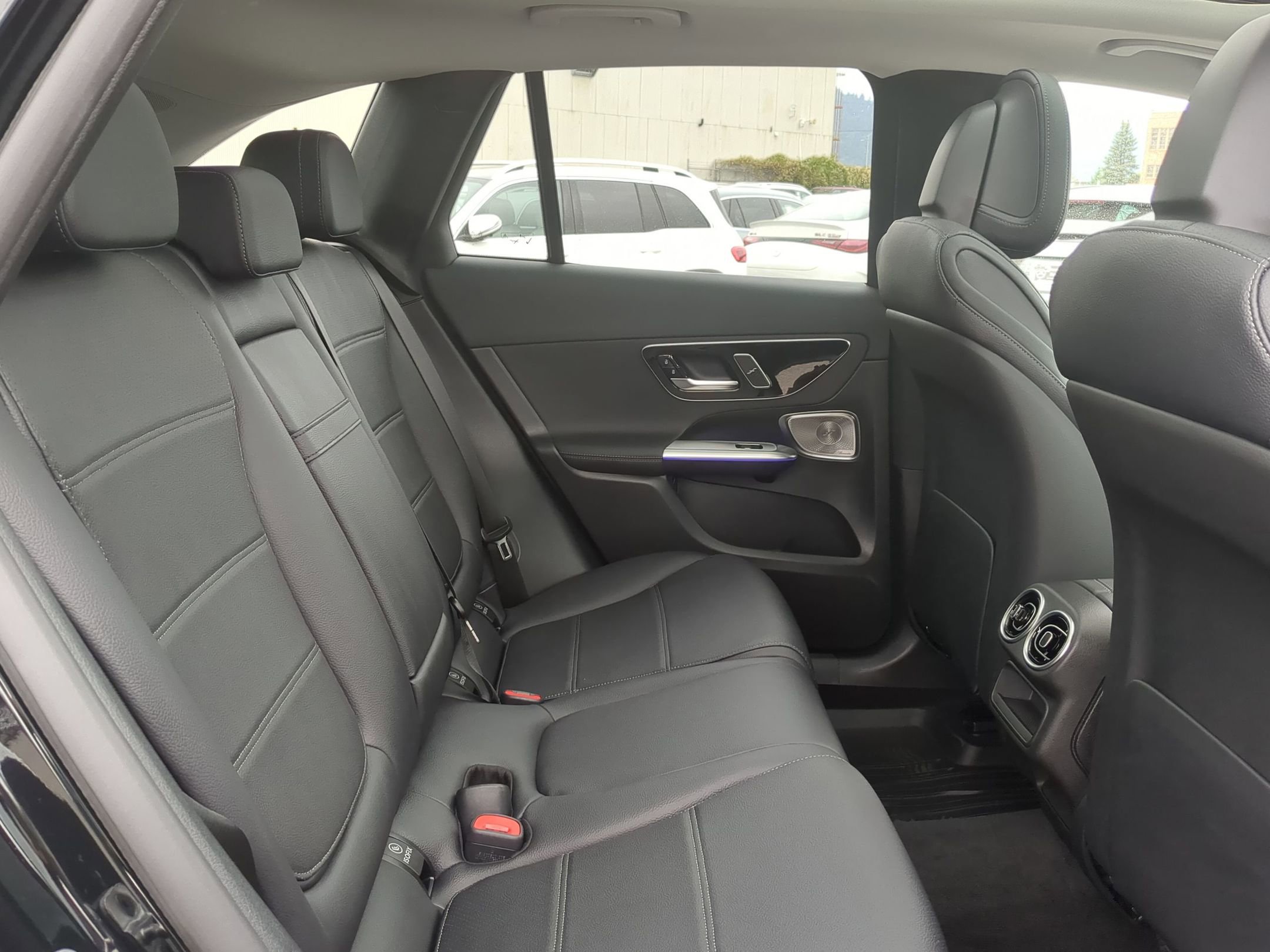 2026 Mercedes Benz GLC 350e 4MATIC photo 12