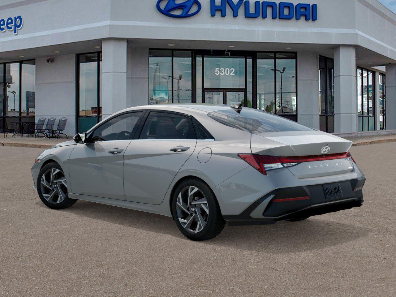 2025 Hyundai Elantra Limited photo 3