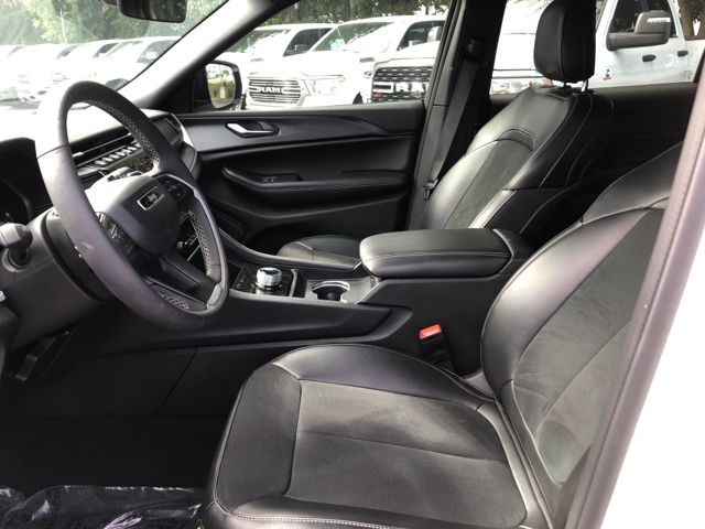 2025 Jeep Grand Cherokee Altitude X photo 36