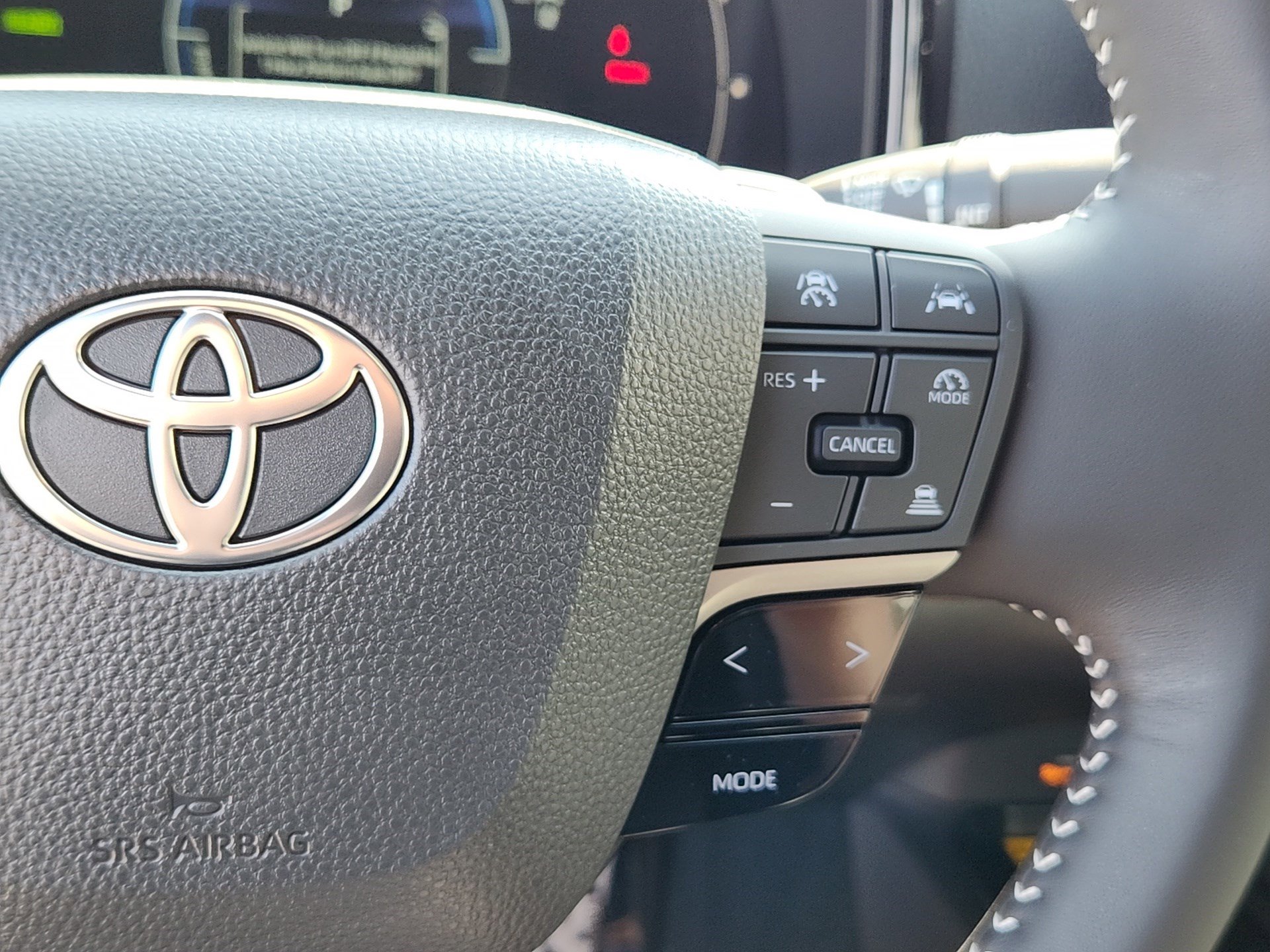 2025 Toyota Camry SE photo 18